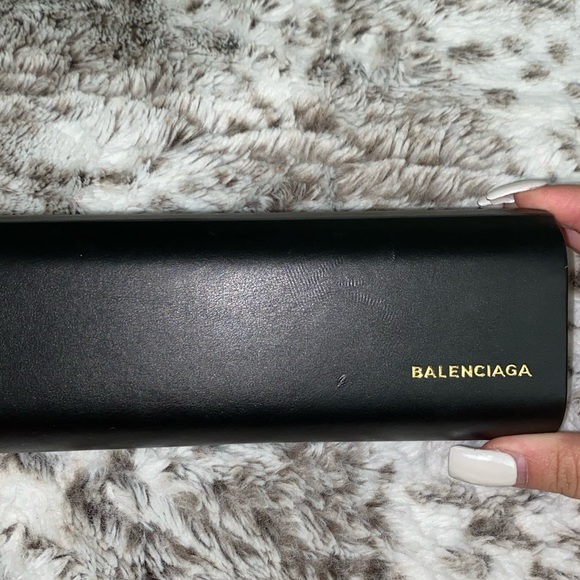 Balenciaga Sunglasses - Picture 4 of 10